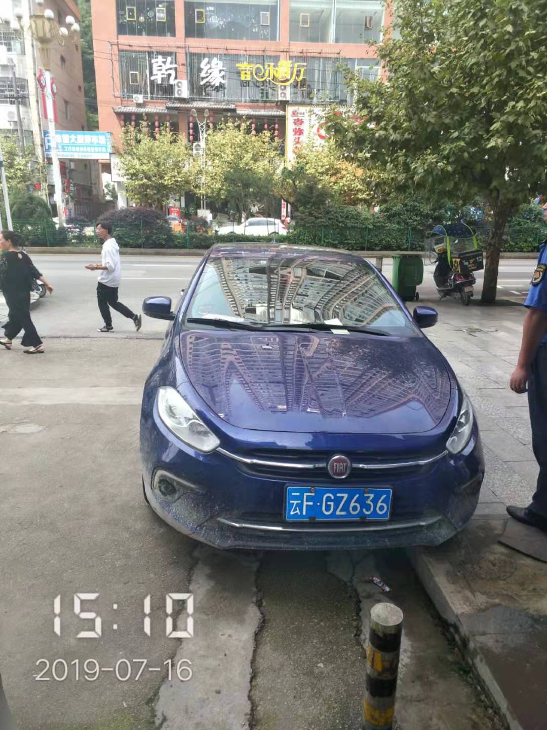 0894338847ad4bad82e047e3fc631215.jpg