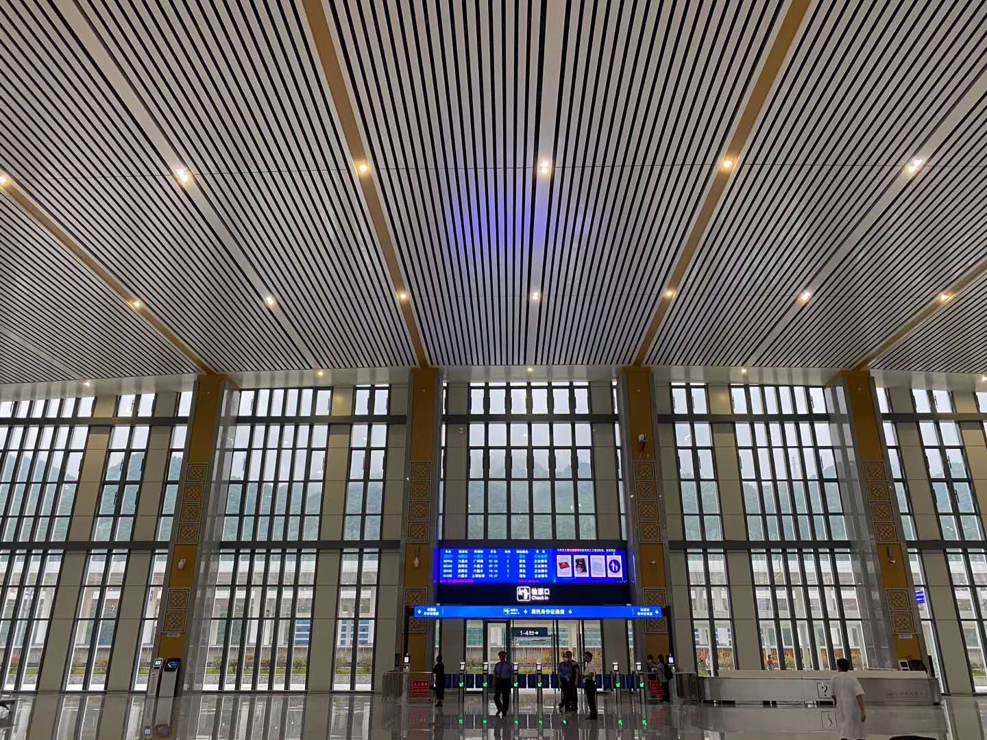 e51bf53d09594a878c2c7fd614d65d61.jpg