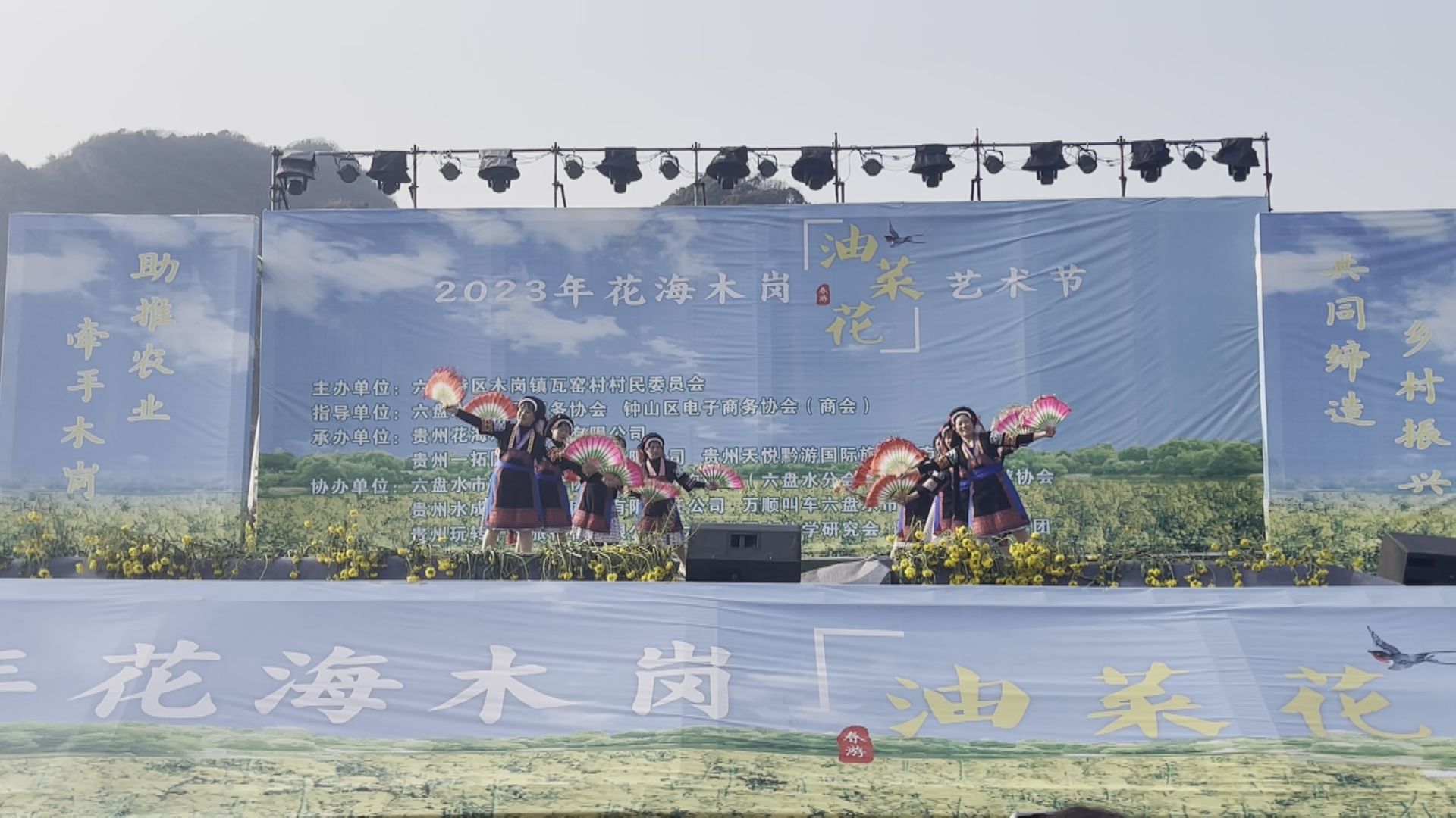 c3342af1b6894ae481b9df626d5035bb.jpg