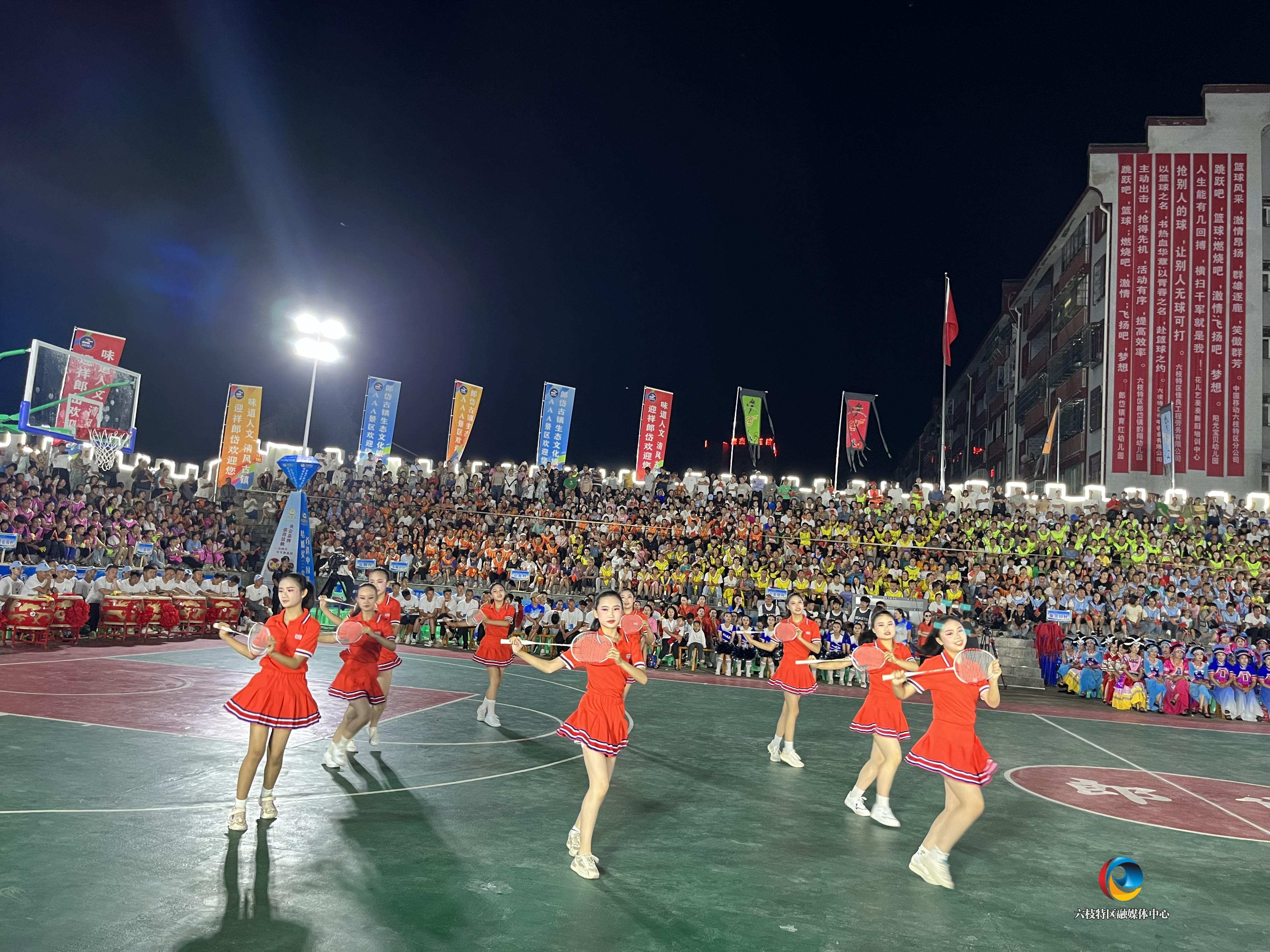 6ab6d64081fb4ee6a3080cc9fc10683a.jpg